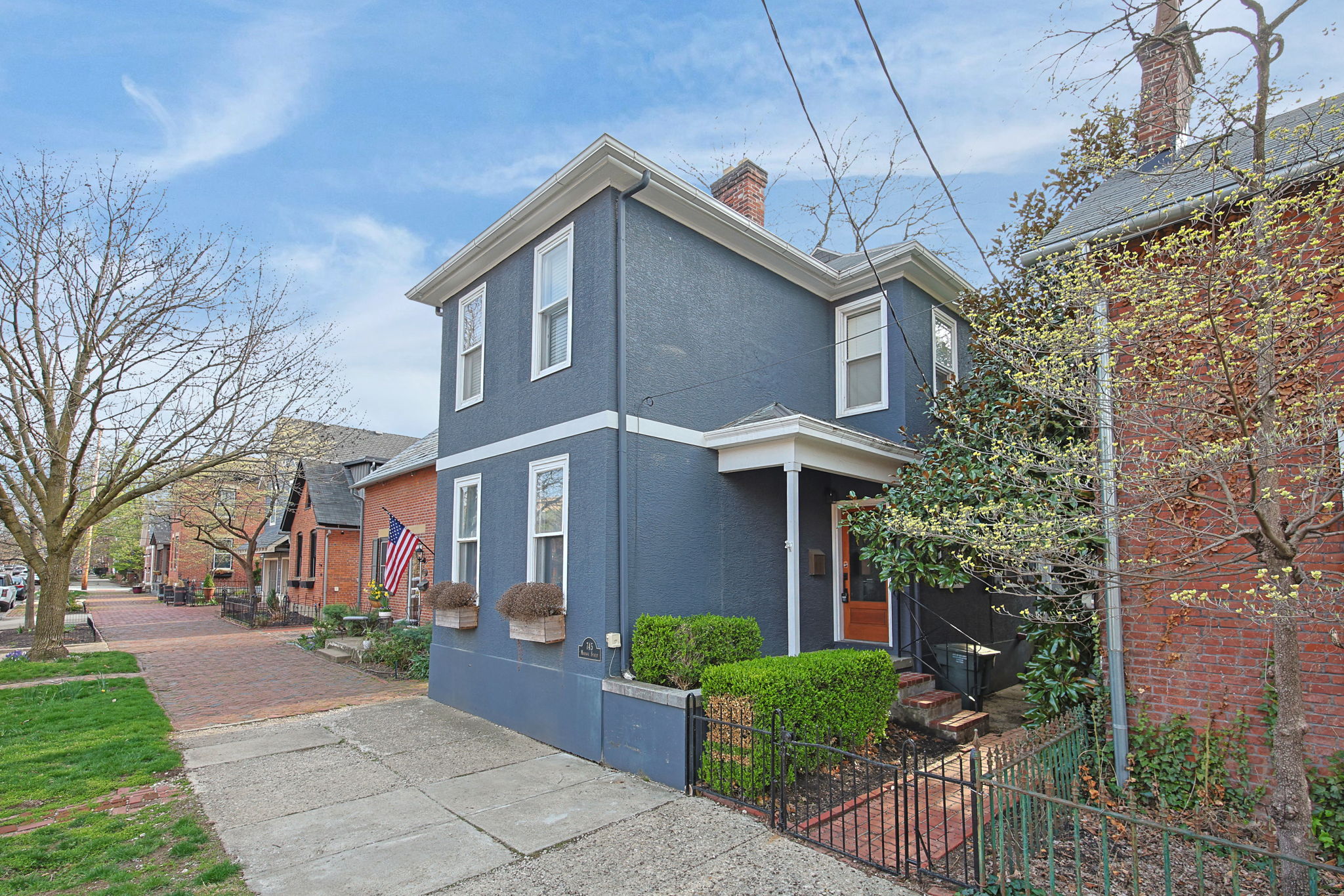 Property thumbnail image