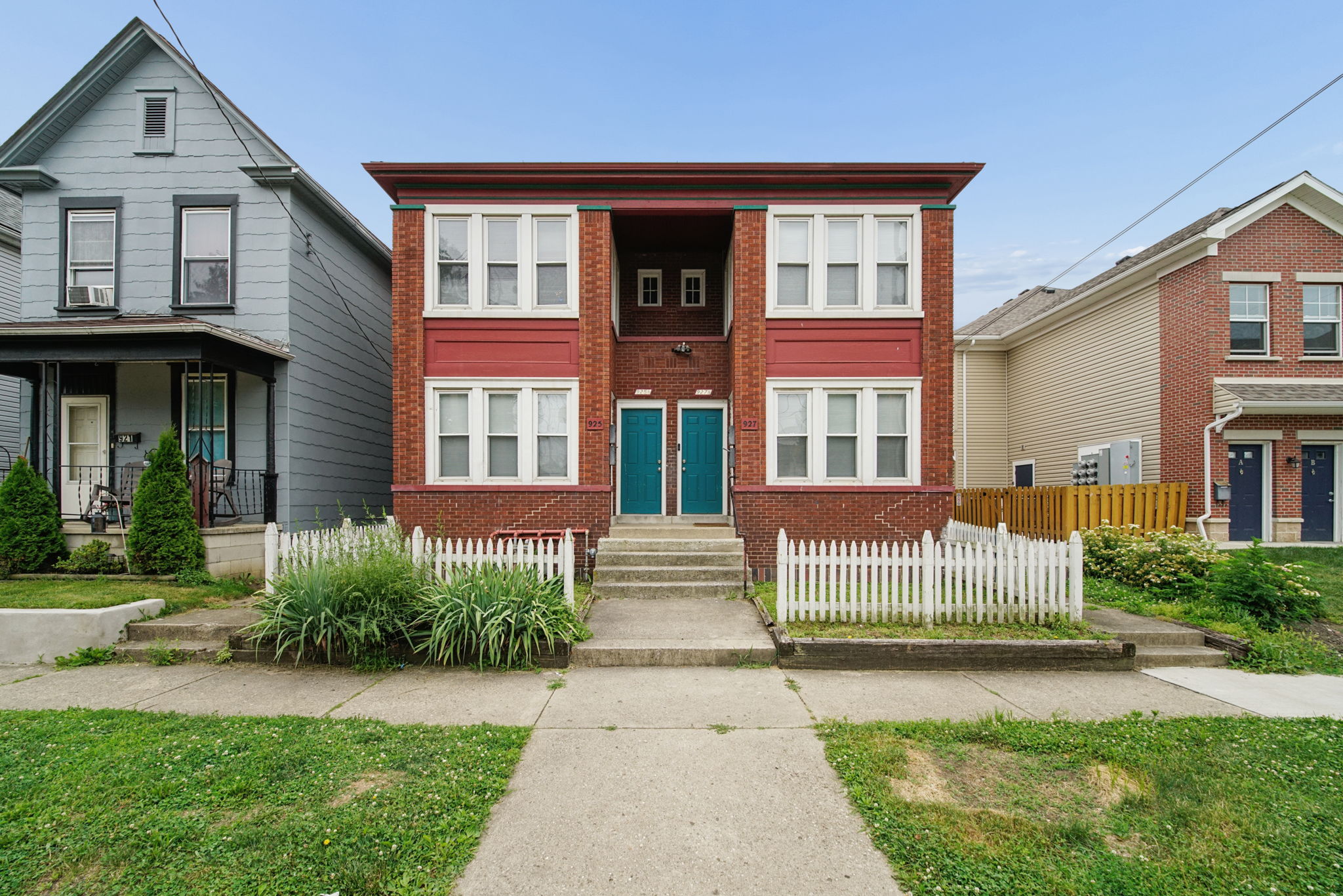 West Town Street - 927