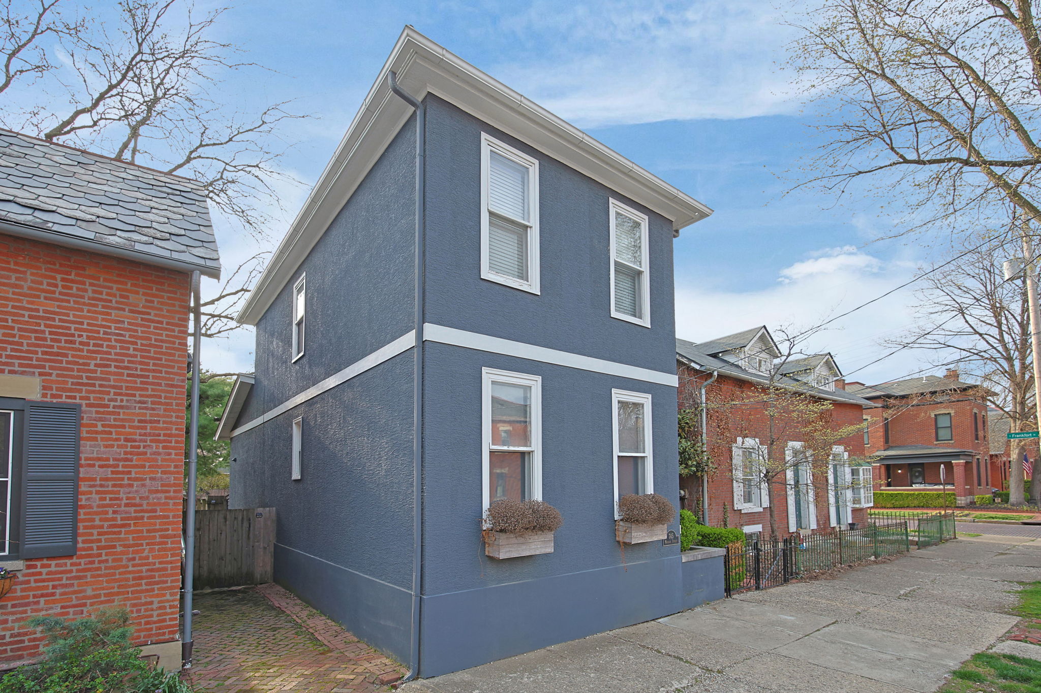 Property thumbnail image