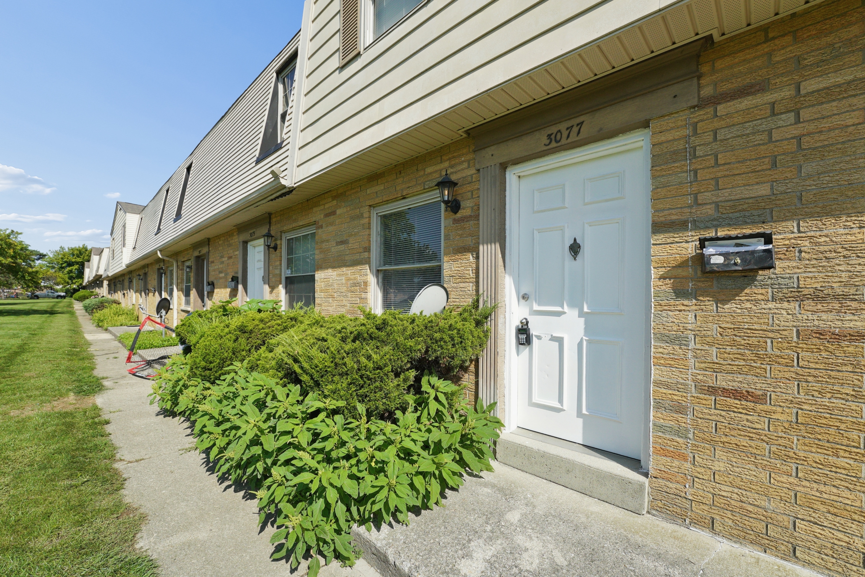 Property thumbnail image