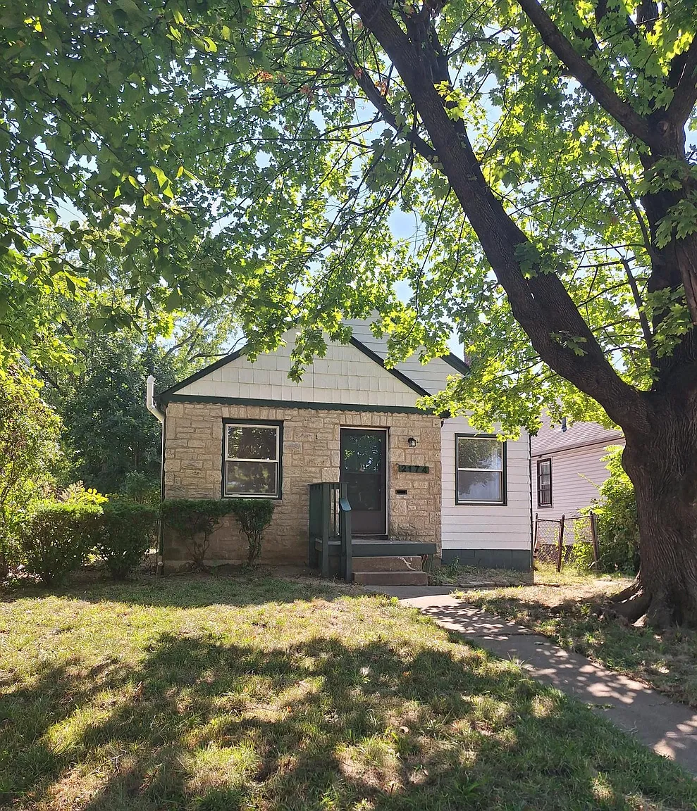 Property thumbnail image